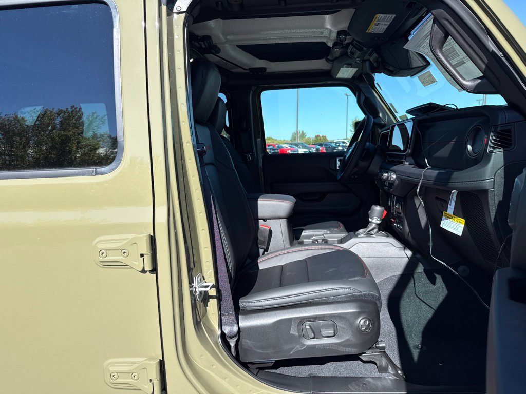 New 2027 Jeep Wrangler Unlimited Rubicon AWD/4WD image 11