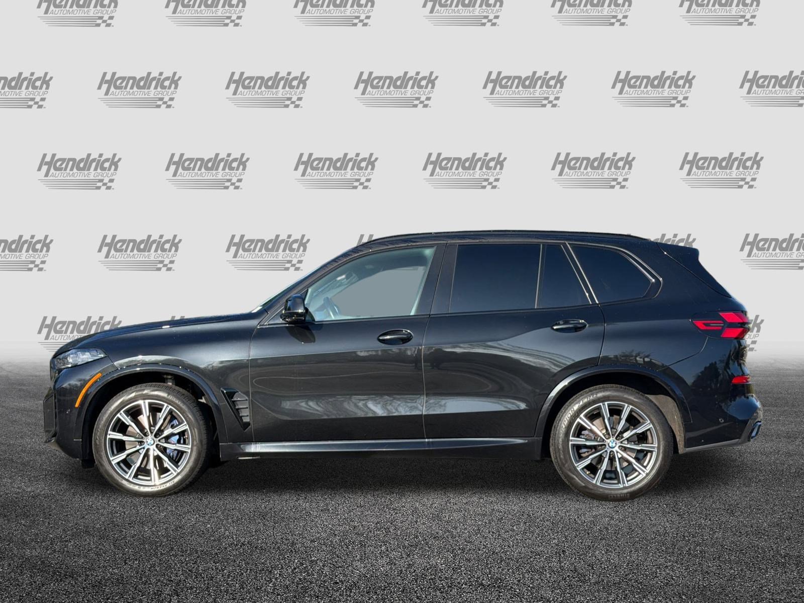Certified 2024 BMW X5 xDrive40i w/ M Sport Package image 8