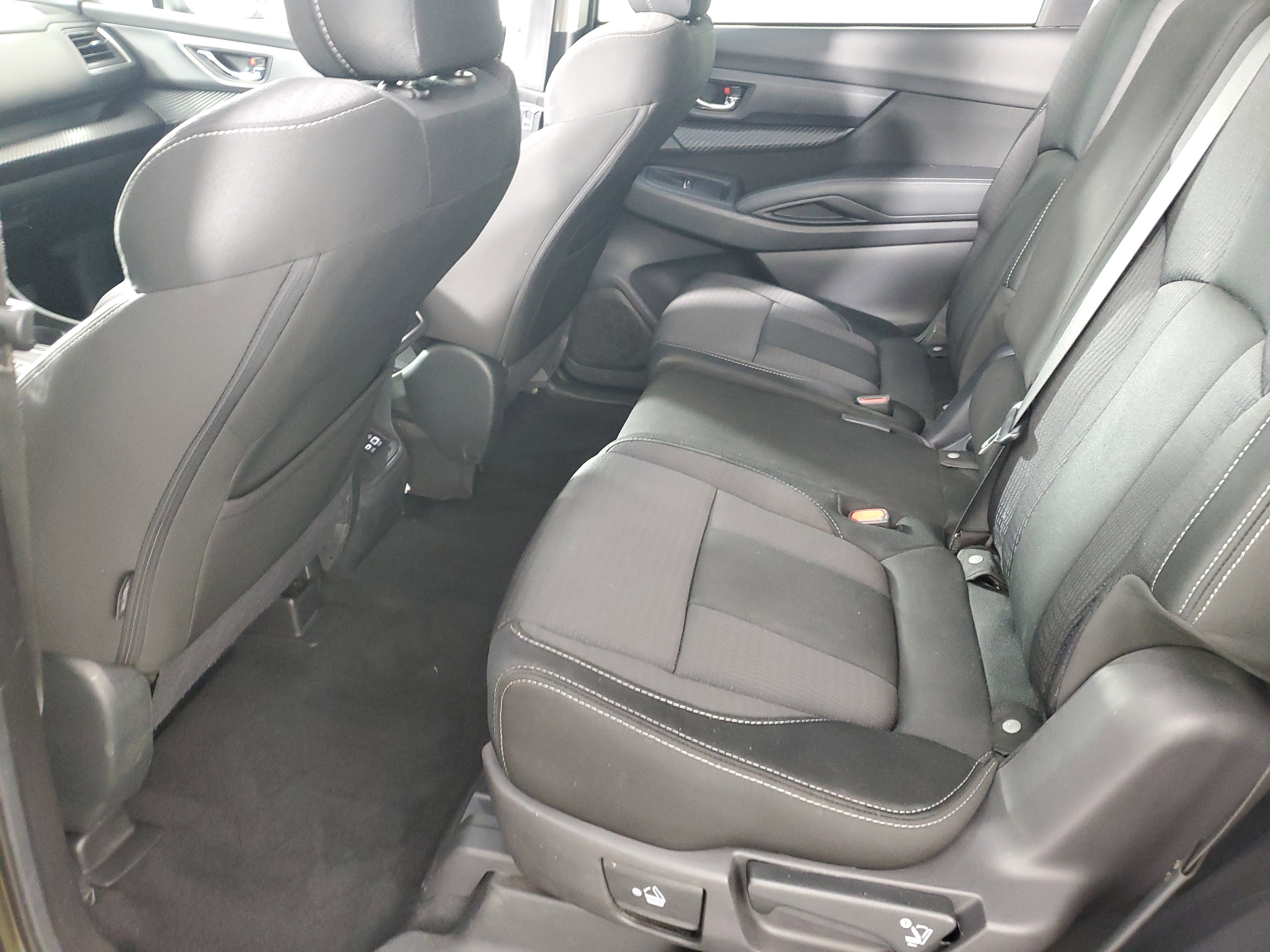 Used 2023 Subaru Ascent Premium image 13