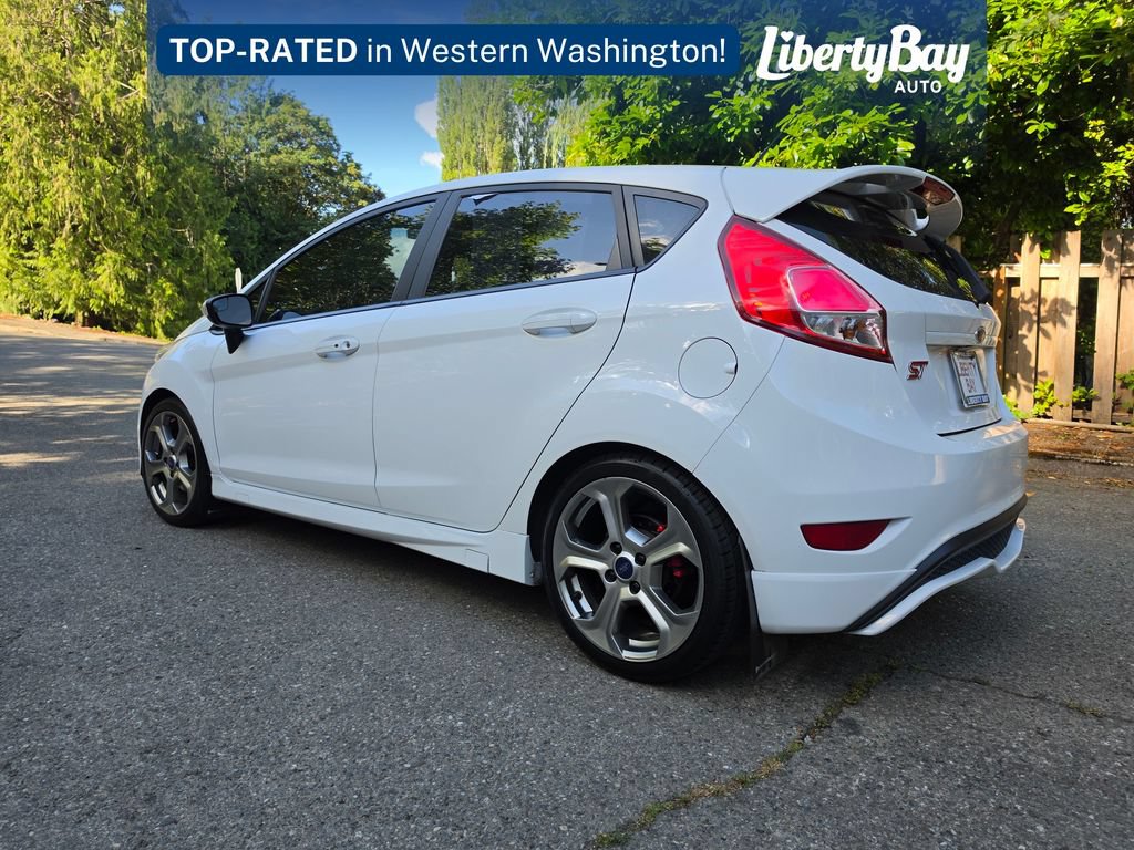 Used 2015 Ford Fiesta ST FWD image 8