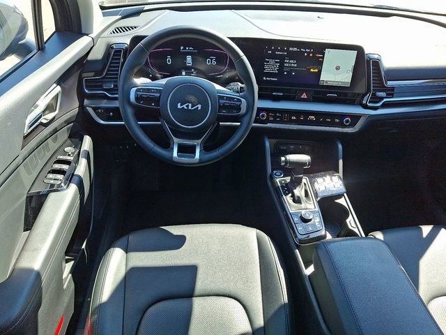 Used 2025 Kia Sportage EX image 10