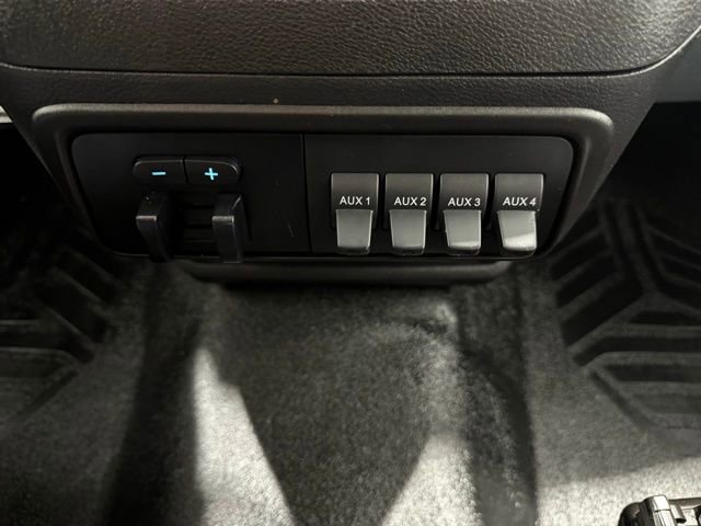 Used 2015 Ford Transit 350 XL image 32