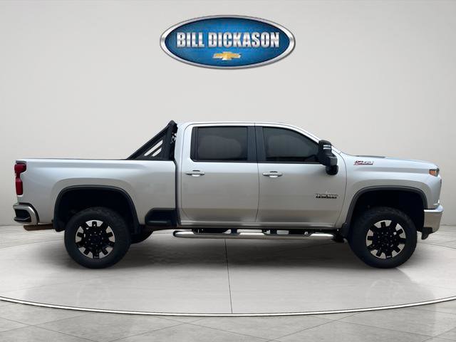 Used 2020 Chevrolet Silverado 2500 LT w/ Texas Edition AWD/4WD image 9