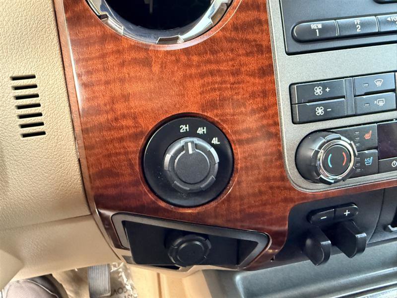 Used 2012 Ford F350 King Ranch w/ King Ranch w/Chrome Pkg image 35