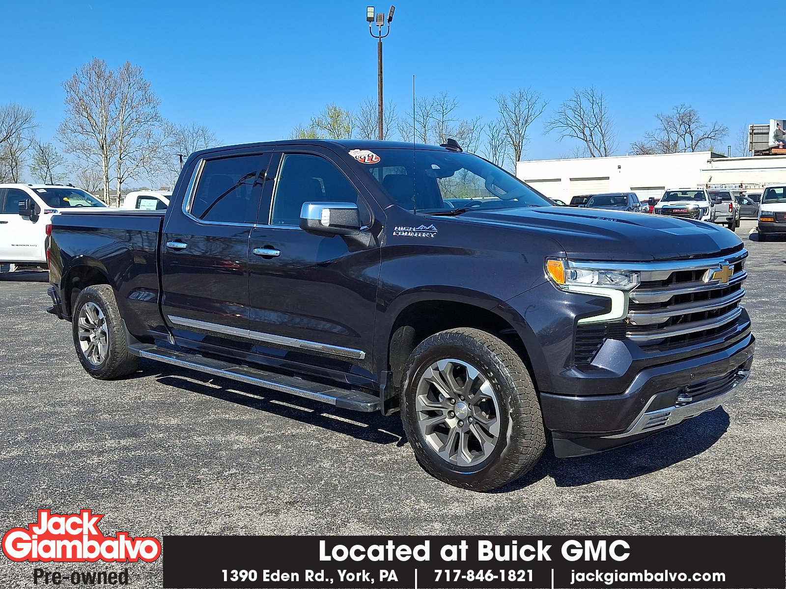 Used 2022 Chevrolet Silverado 1500 High Country w/ Technology Package image 1