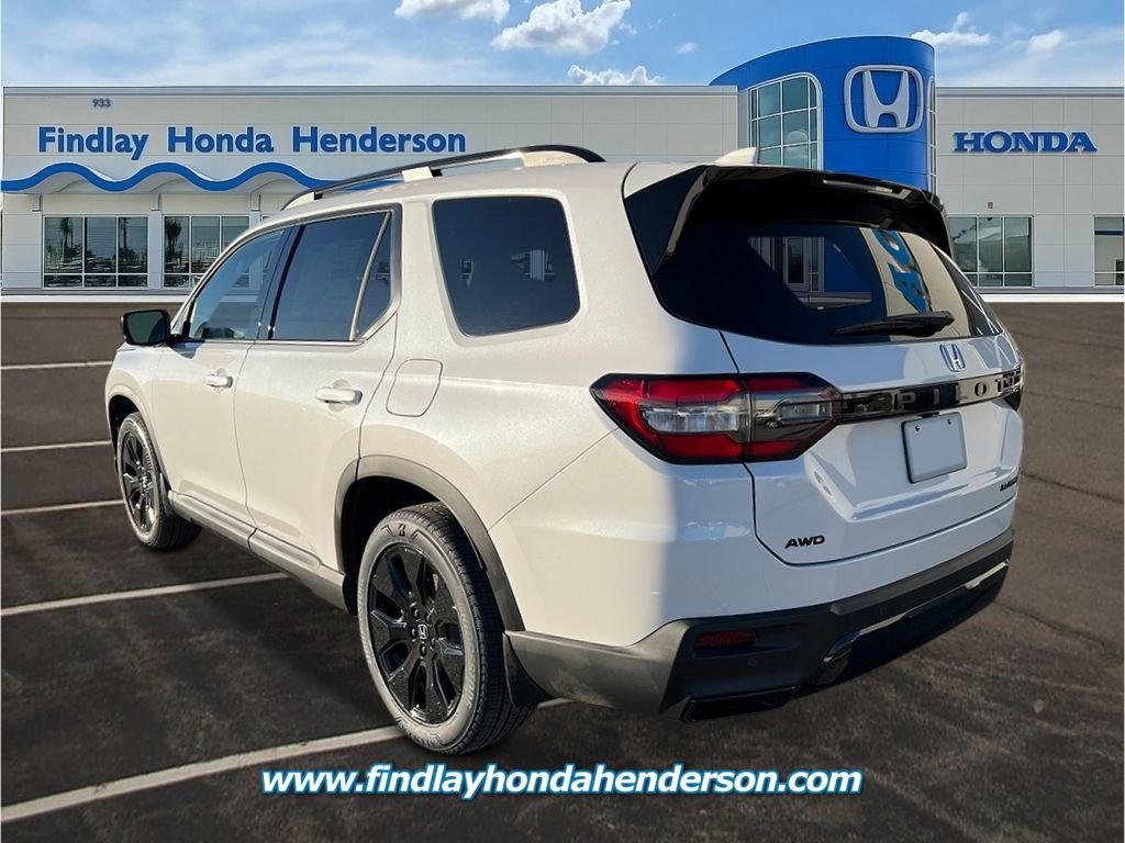 New 2026 Honda Pilot Black Edition image 3