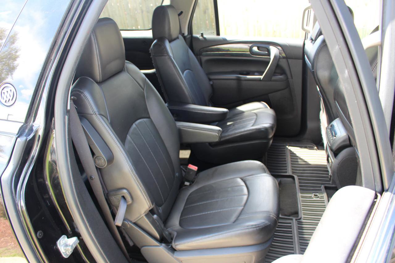 Used 2016 Buick Enclave Leather AWD/4WD image 42