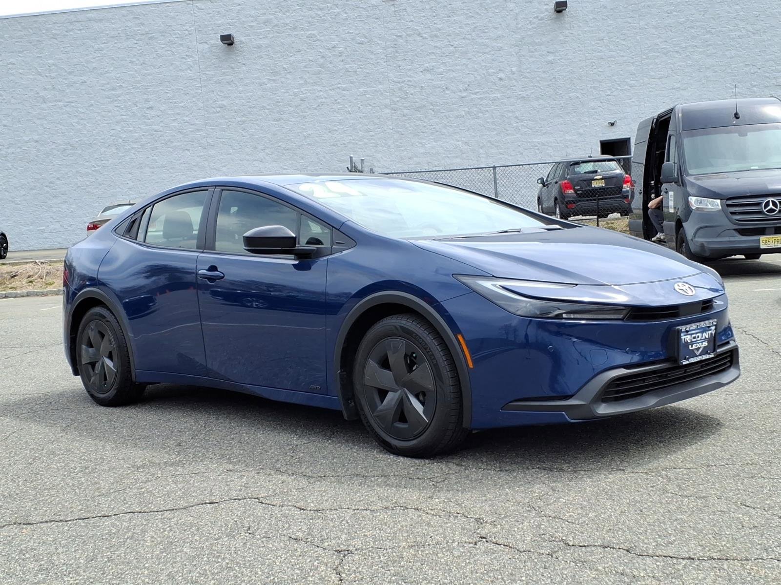 Used 2024 Toyota Prius LE image 18