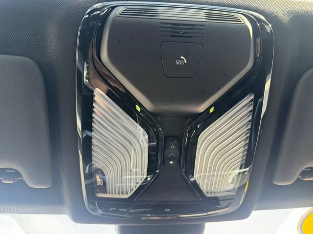 Used 2023 BMW 330i xDrive Sedan w/ Convenience Package AWD/4WD image 31