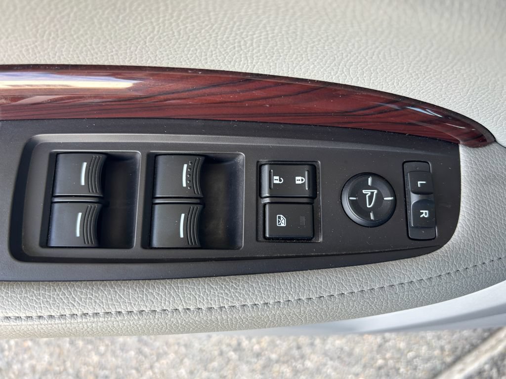 Used 2016 Acura MDX SH-AWD w/ Technology Package image 28