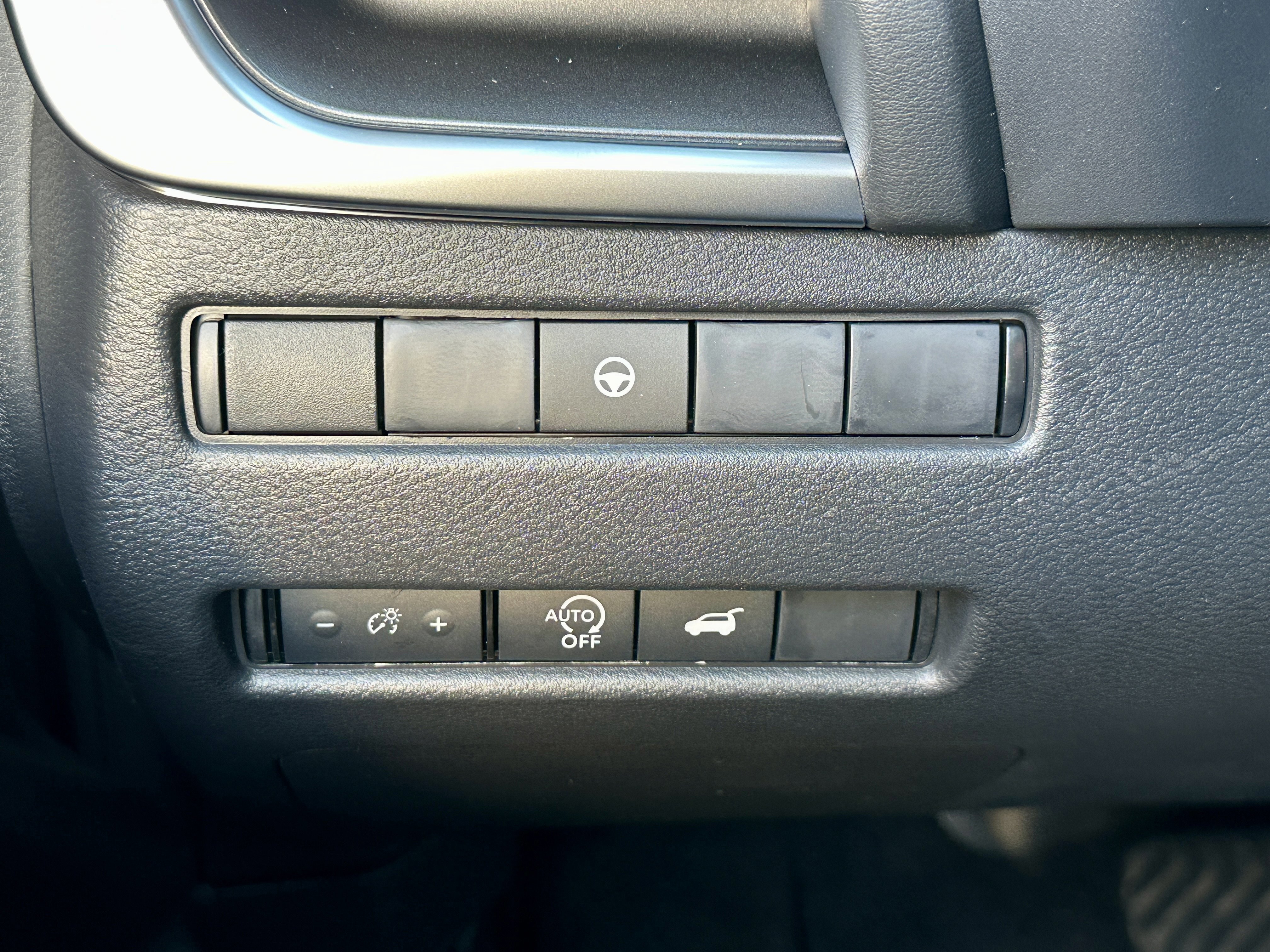 New 2026 Nissan Rogue SV AWD/4WD image 25