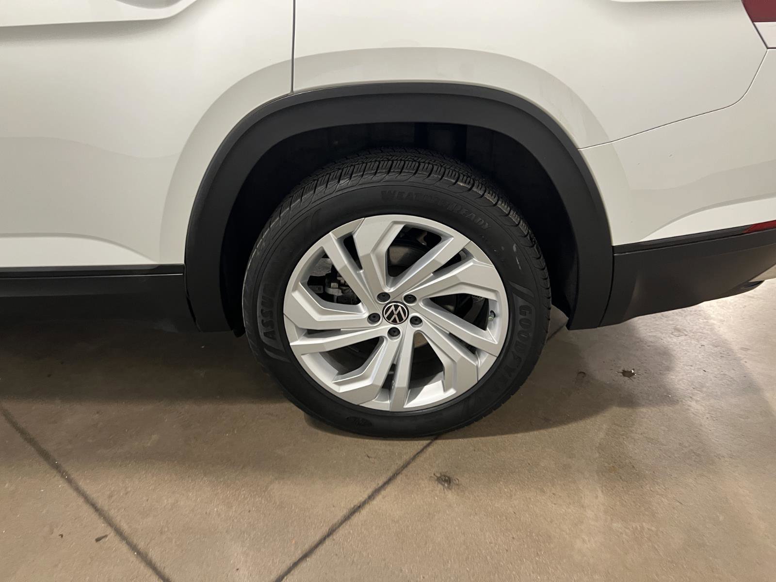 Used 2022 Volkswagen Atlas SE w/ Panoramic Sunroof Package image 42