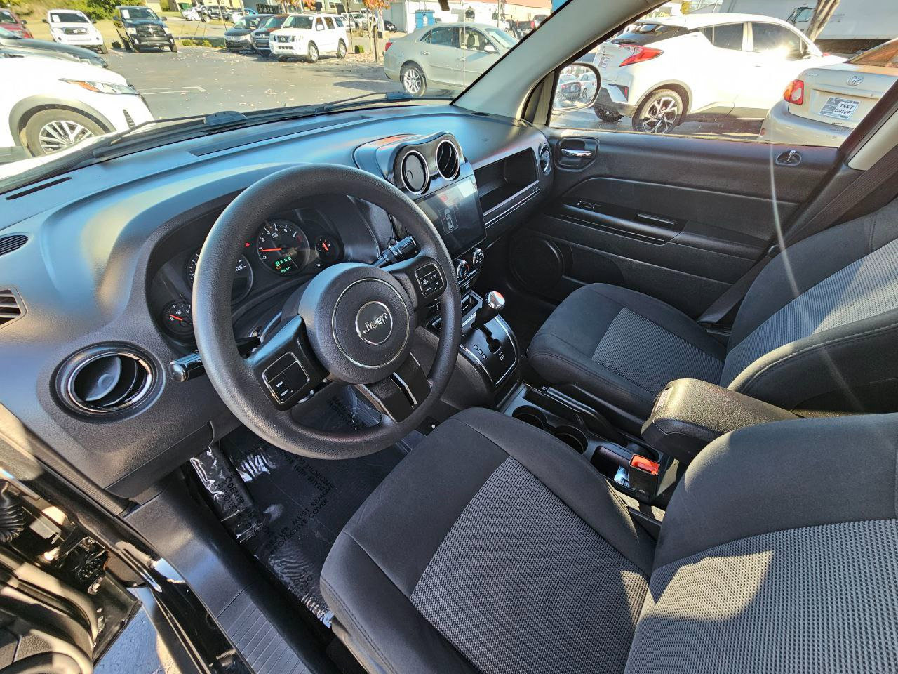 Used 2012 Jeep Compass Sport image 10