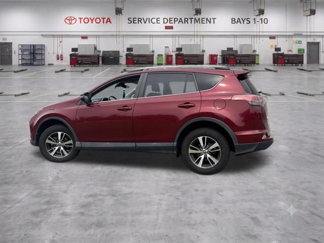 Used 2018 Toyota RAV4 XLE AWD/4WD image 5