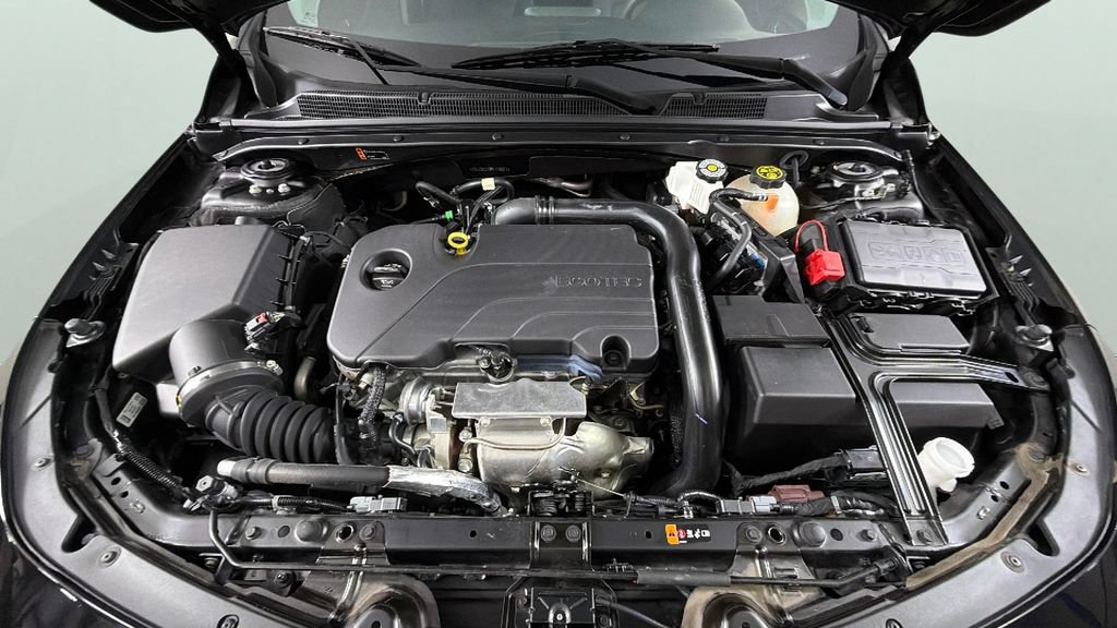 Used 2023 Chevrolet Malibu LT FWD image 35