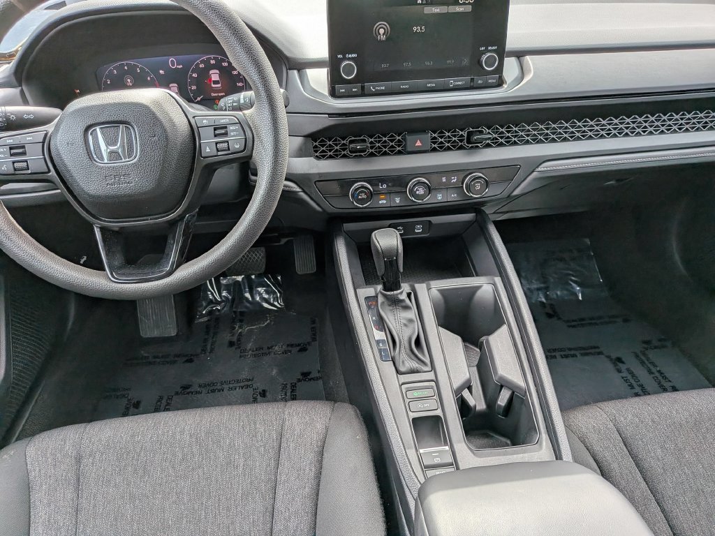 Used 2025 Honda Accord LX image 25