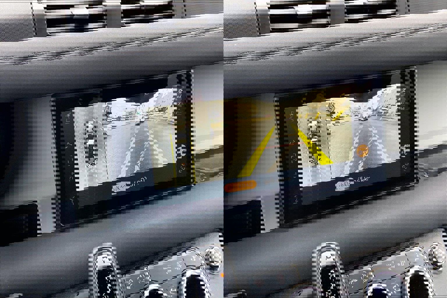 Used 2023 Land Rover Defender 110 SE image 27