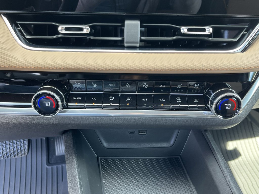 New 2026 Chevrolet Equinox ACTIV w/ Convenience Package III image 8