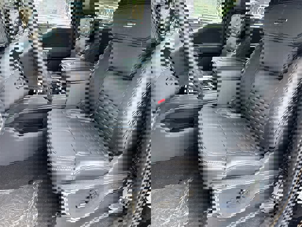 New 2026 Ford F350 Platinum image 10