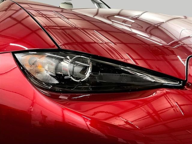 Used 2019 MAZDA MX-5 Miata Sport w/ I-ACTIVSENSE Sport Package RWD image 25