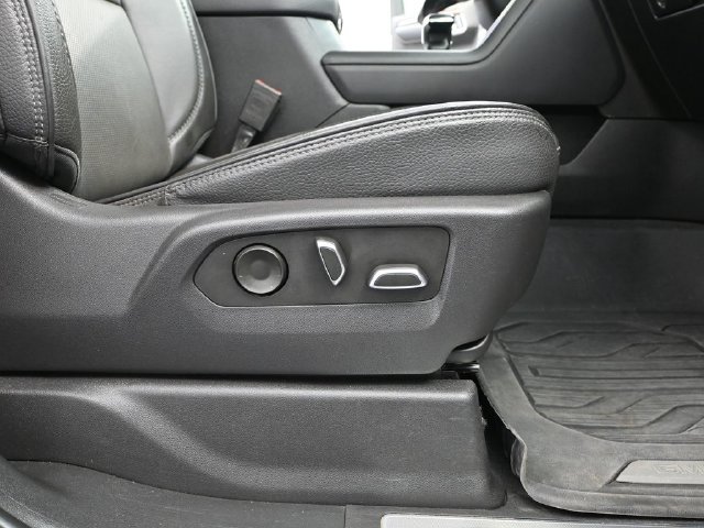 Used 2023 GMC Sierra 1500 Denali w/ Technology Package AWD/4WD image 42