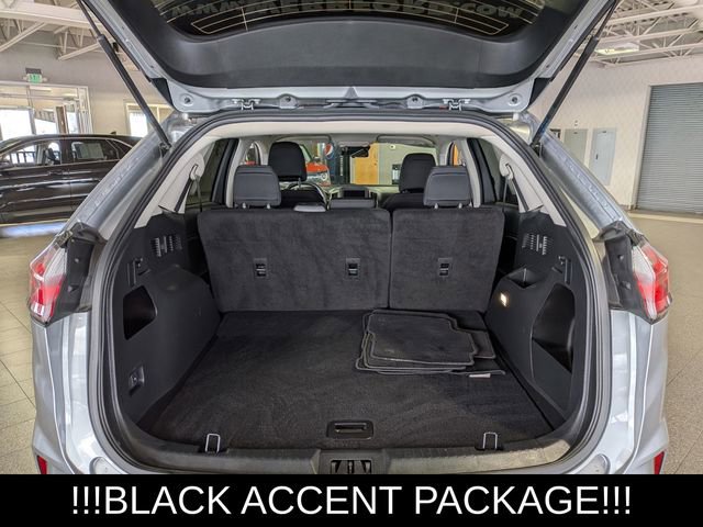 Used 2024 Ford Edge SE w/ Black Appearance Package image 19