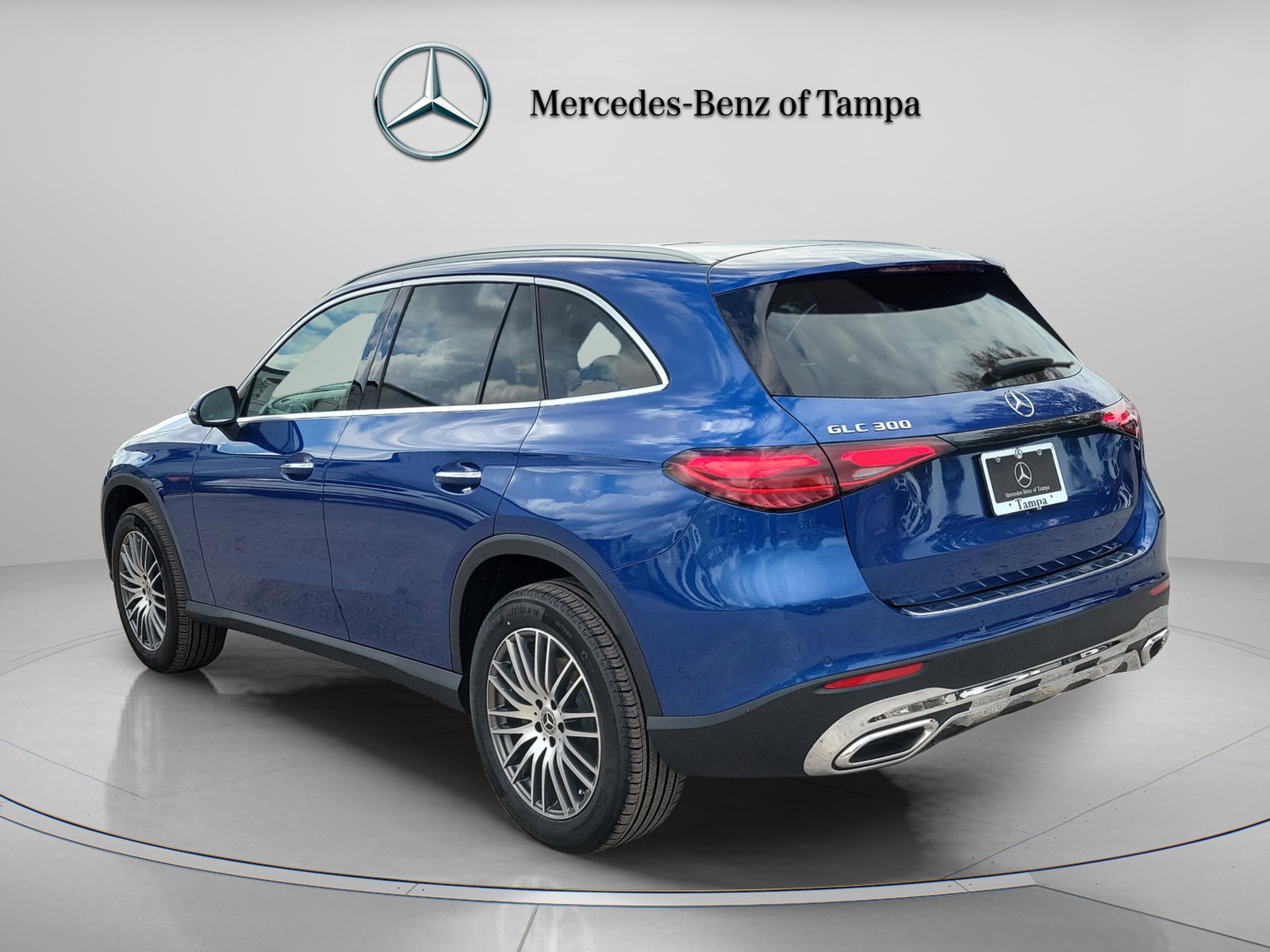 Certified 2026 Mercedes-Benz GLC 300 image 3