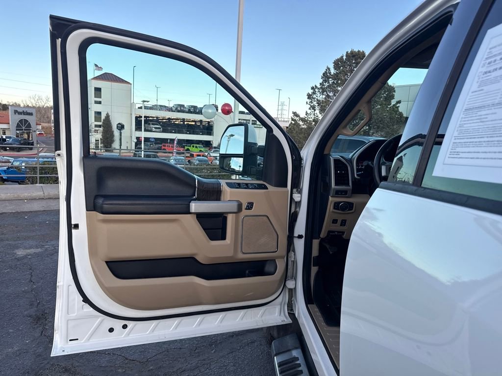 Used 2020 Ford F250 Lariat w/ Lariat Ultimate Package image 9