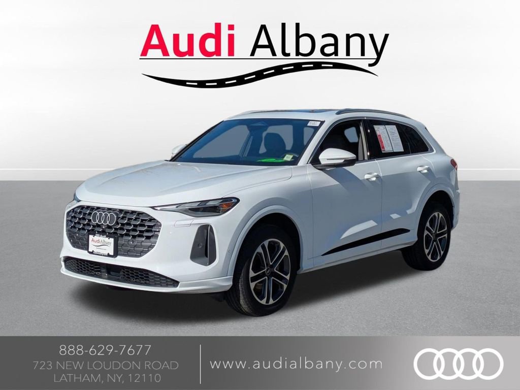 Certified 2025 Audi Q5 Premium w/ Convenience Package image 1