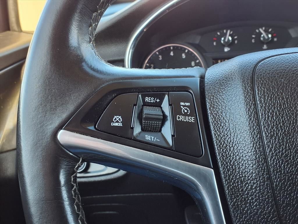 Used 2018 Buick Encore Preferred FWD image 11