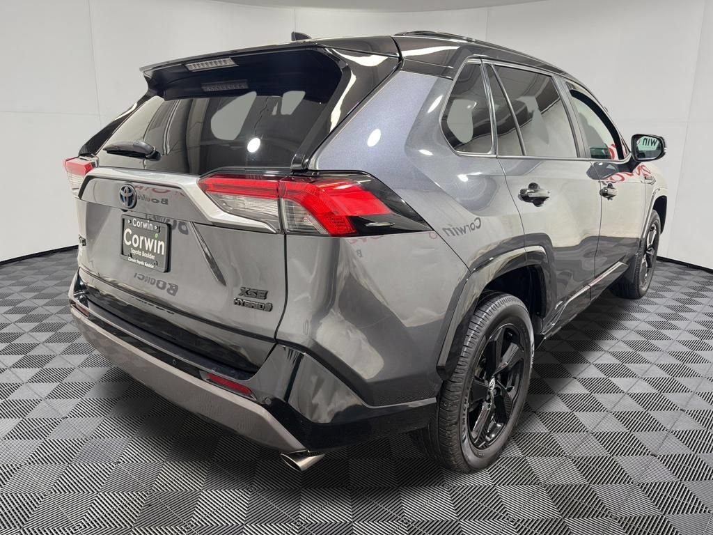 Used 2021 Toyota RAV4 XSE AWD/4WD image 7