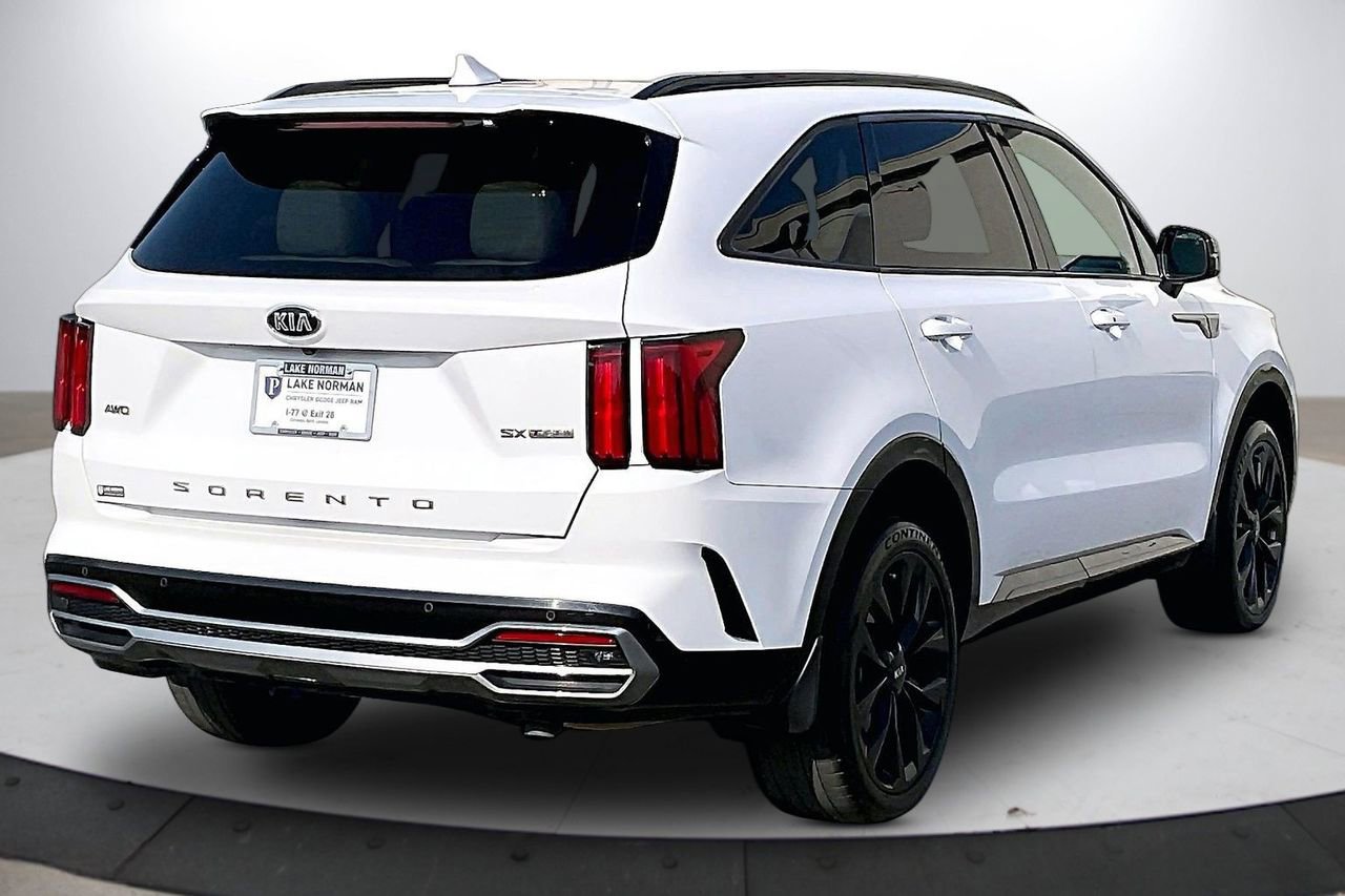 Used 2021 Kia Sorento SX image 9
