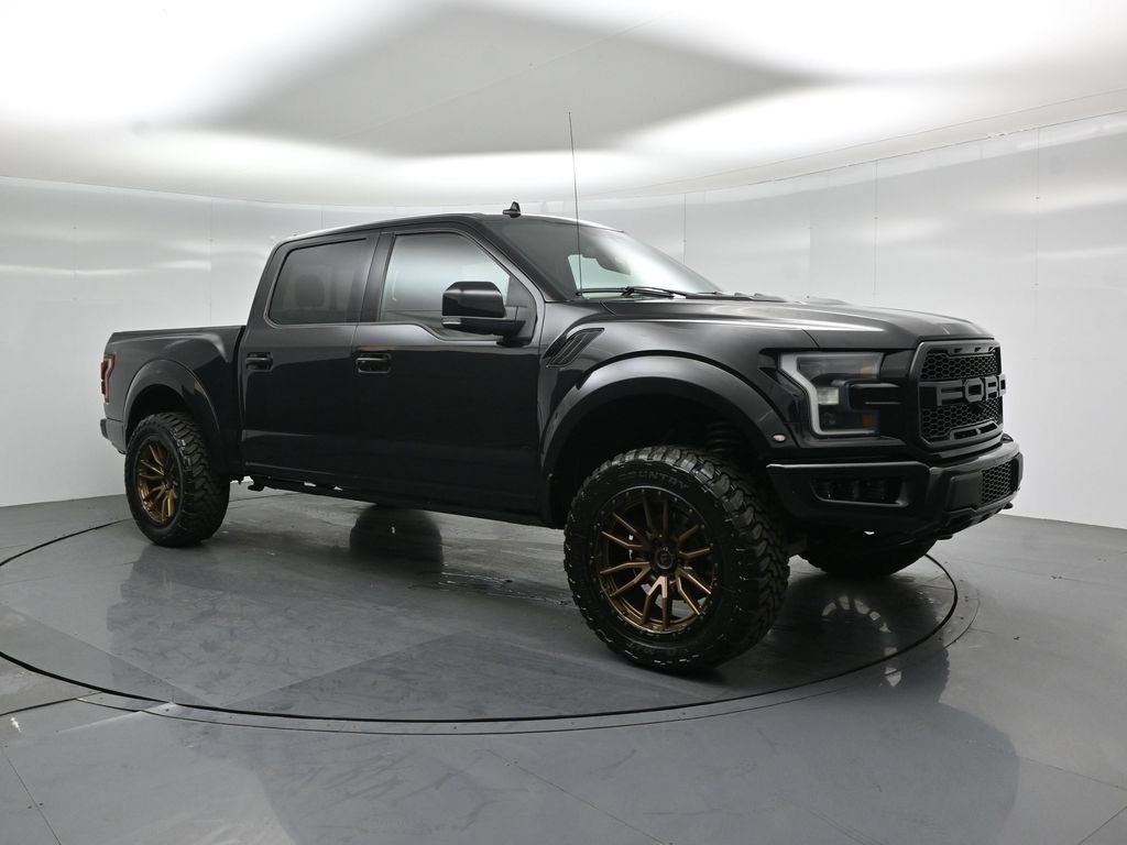 Used 2019 Ford F150 Raptor w/ Equipment Group 802A Luxury AWD/4WD image 26