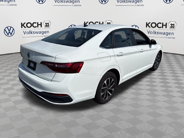 Used 2024 Volkswagen Jetta S FWD image 8