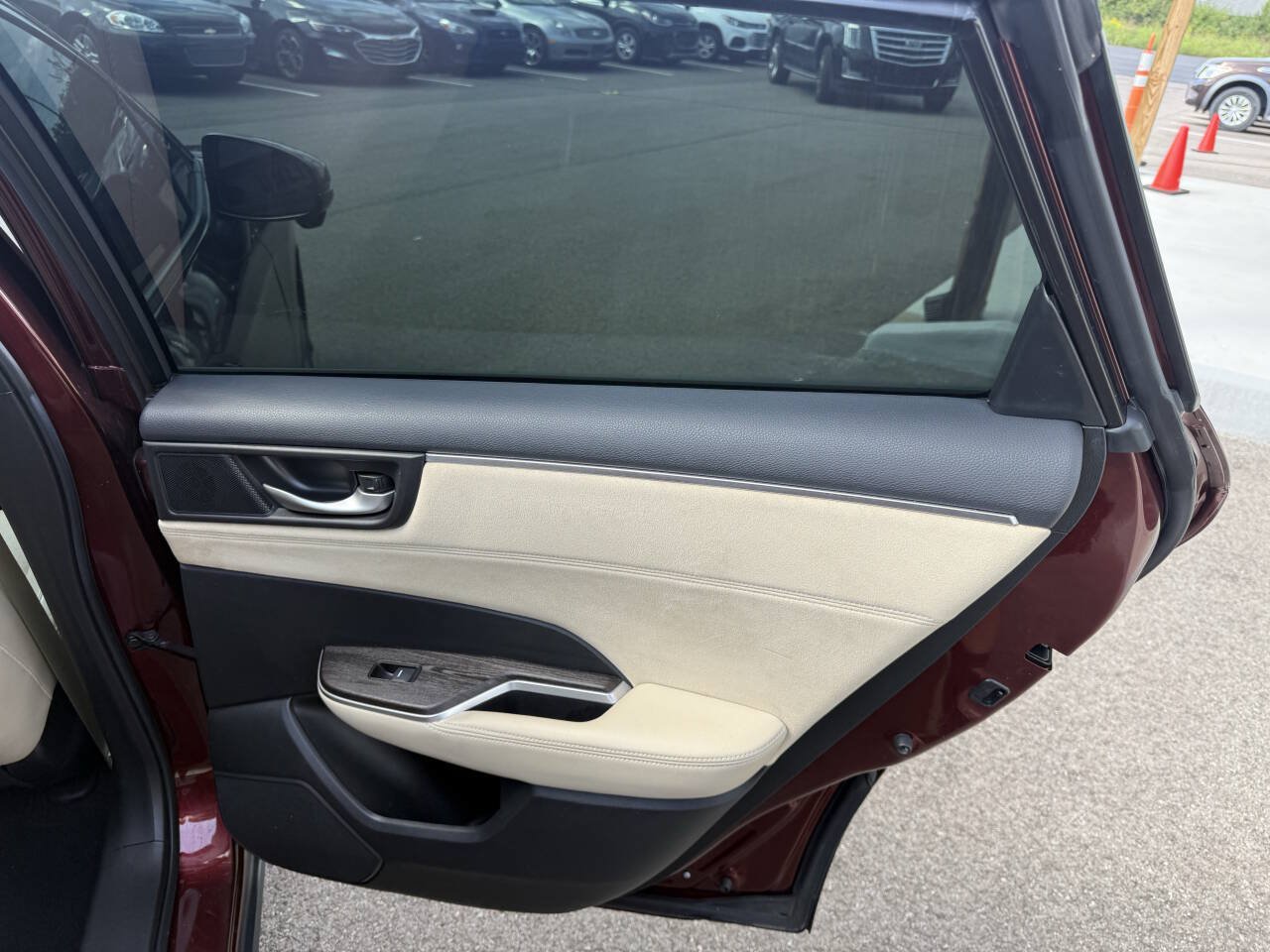 Used 2018 Honda Clarity Touring image 15