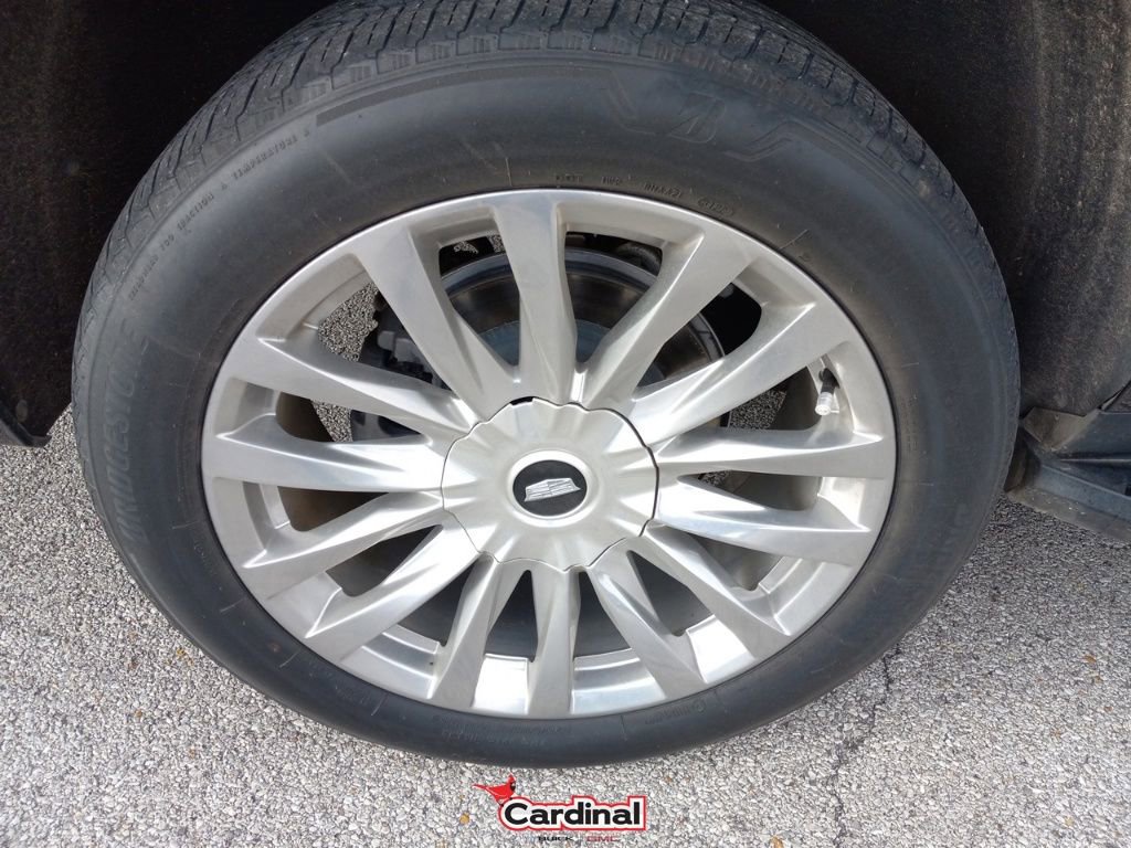 Used 2023 Cadillac Escalade ESV Premium Luxury image 4