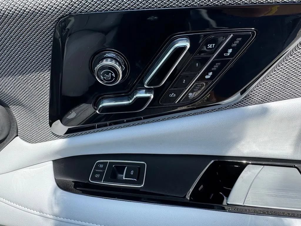 New 2027 Cadillac Optiq Premium Sport AWD/4WD image 17