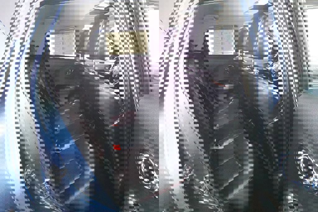 Used 2013 Nissan Juke SL image 29