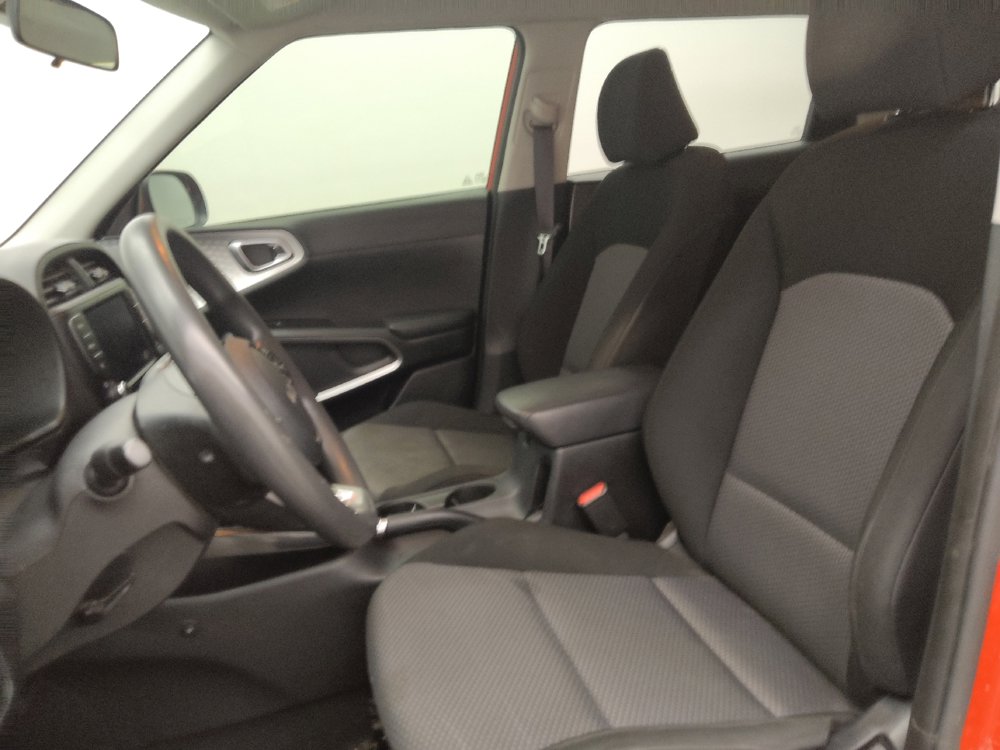 Used 2022 Kia Soul LX FWD image 17
