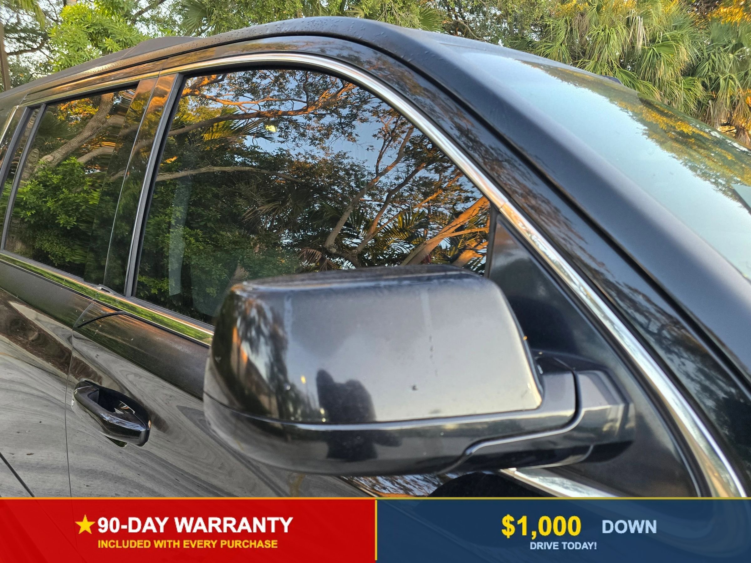 Used 2017 GMC Yukon XL SLT image 9