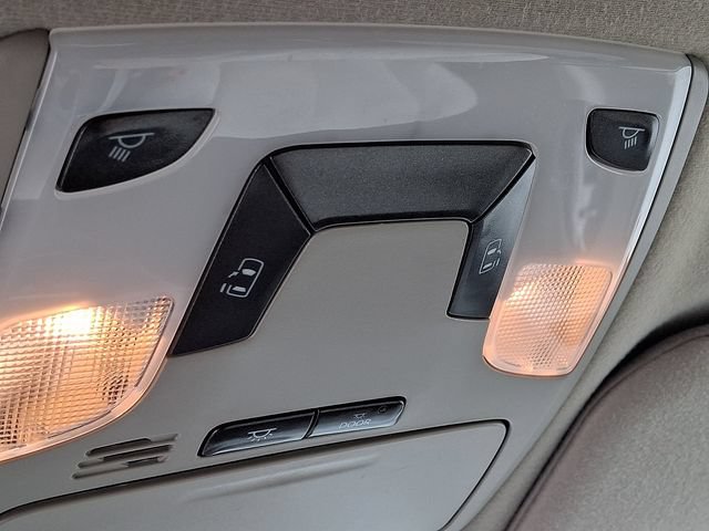 Used 2013 Toyota Sienna LE w/ Towing Pkg FWD image 23