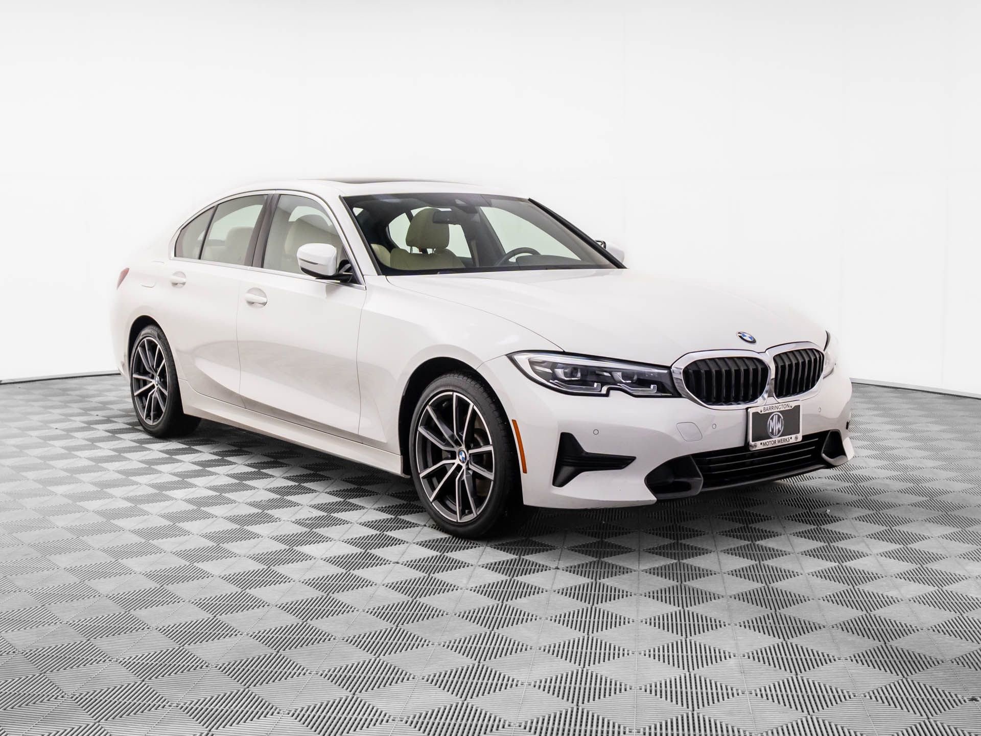 Used 2019 BMW 330i xDrive Sedan w/ Convenience Package image 8