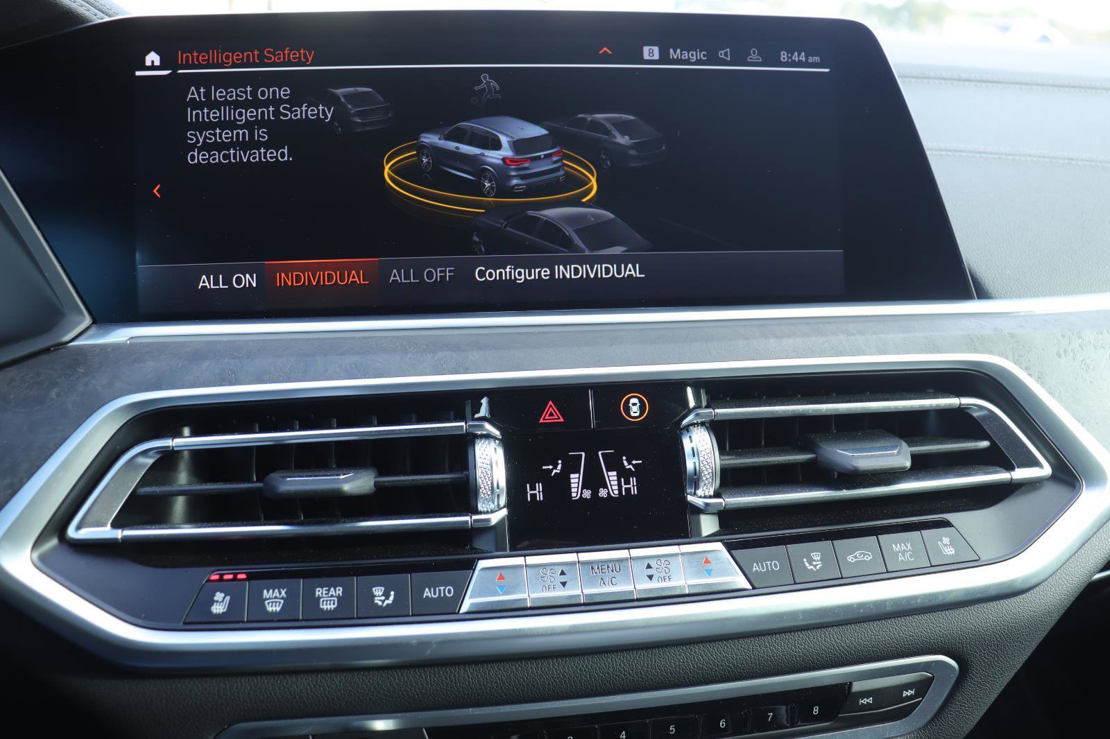 Used 2022 BMW X5 M50i w/ Executive Package image 37