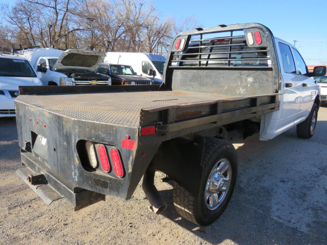 Used 2017 RAM 2500 Tradesman w/ Chrome Appearance Group AWD/4WD image 4