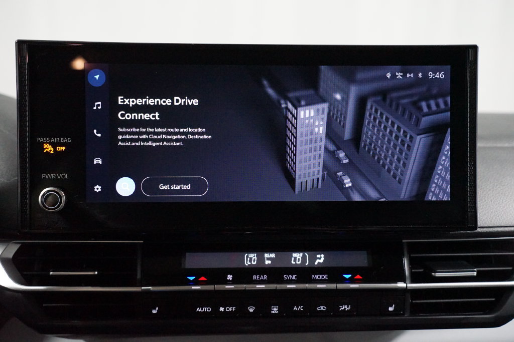 Certified 2025 Toyota Sienna XLE FWD image 17