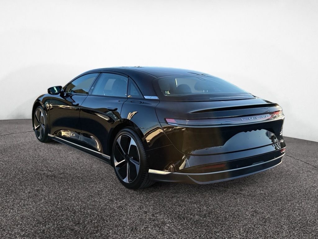 Used 2024 Lucid Air Touring image 3