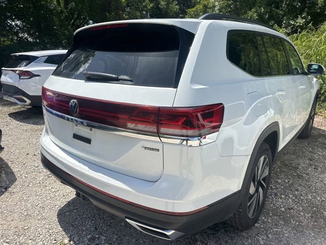 Used 2024 Volkswagen Atlas SE AWD/4WD image 35