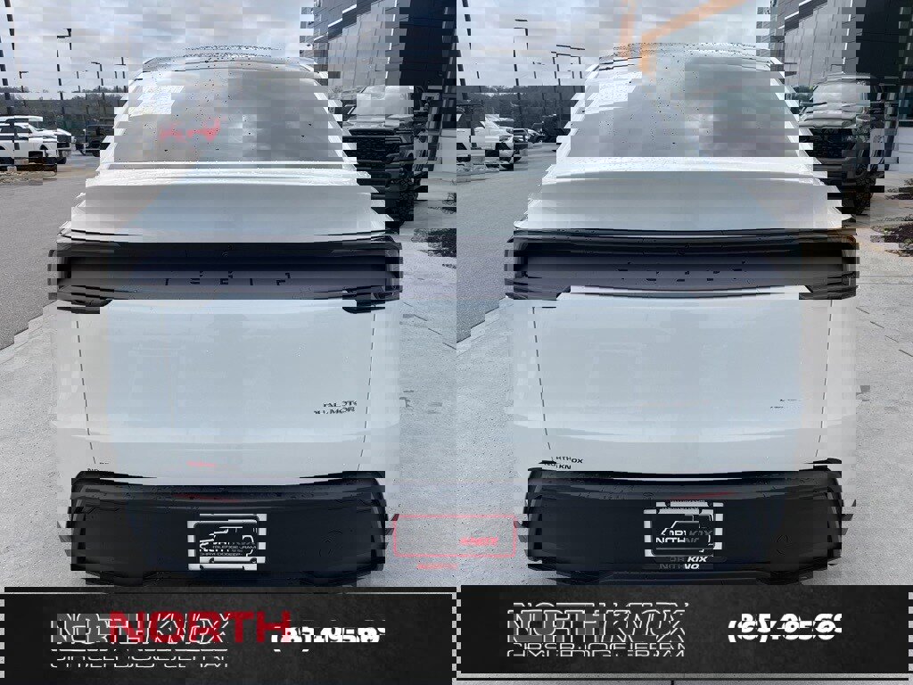 Used 2026 Tesla Model Y Long Range image 18