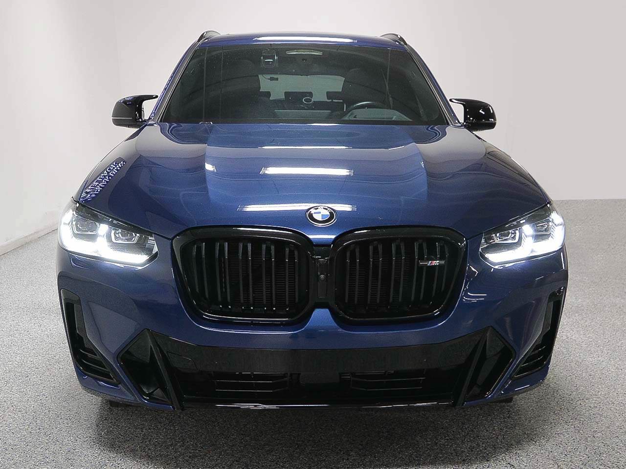 Used 2024 BMW X3 M40i AWD/4WD image 2