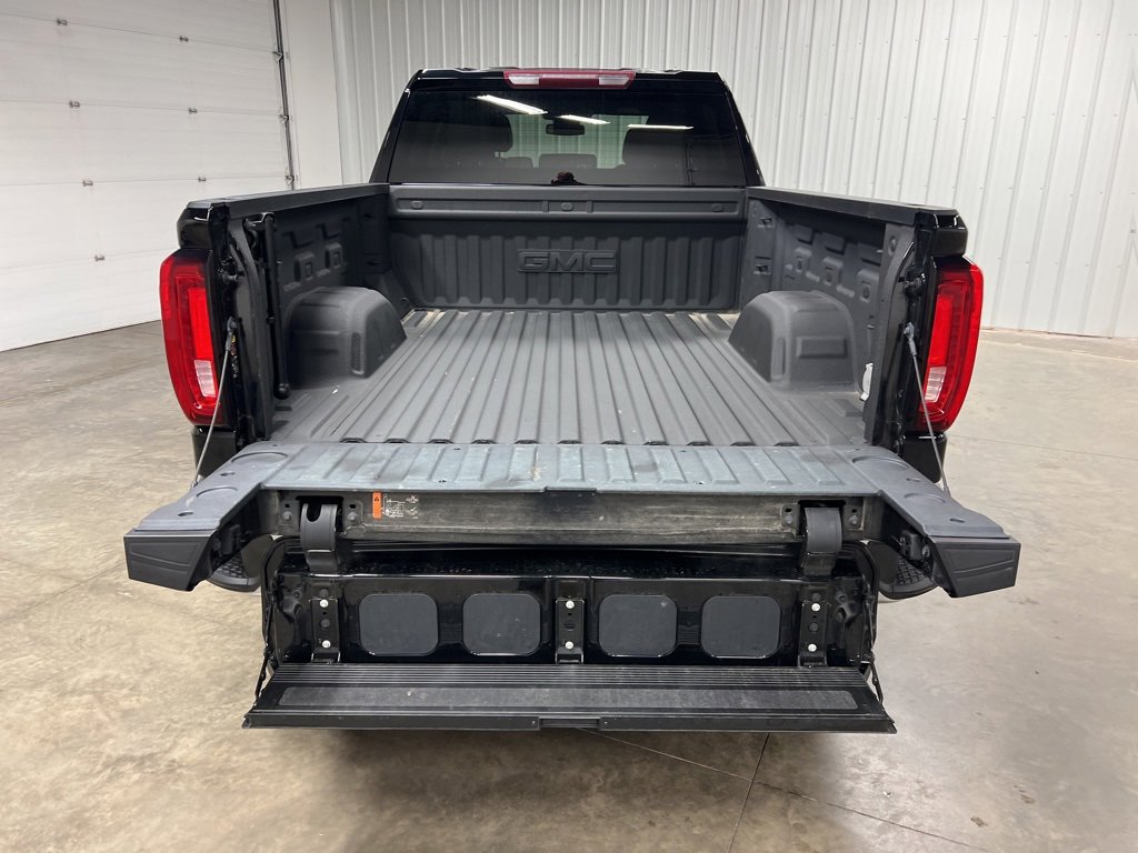 Certified 2022 GMC Sierra 1500 SLT image 6